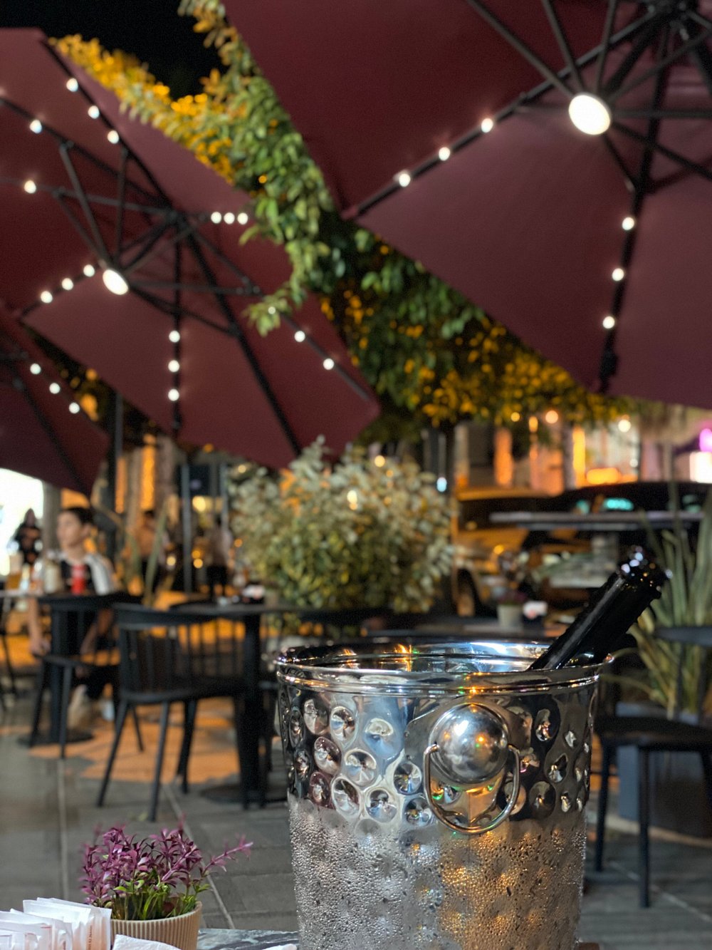 Evening tables outside Distillery Gastropub in Durrës
